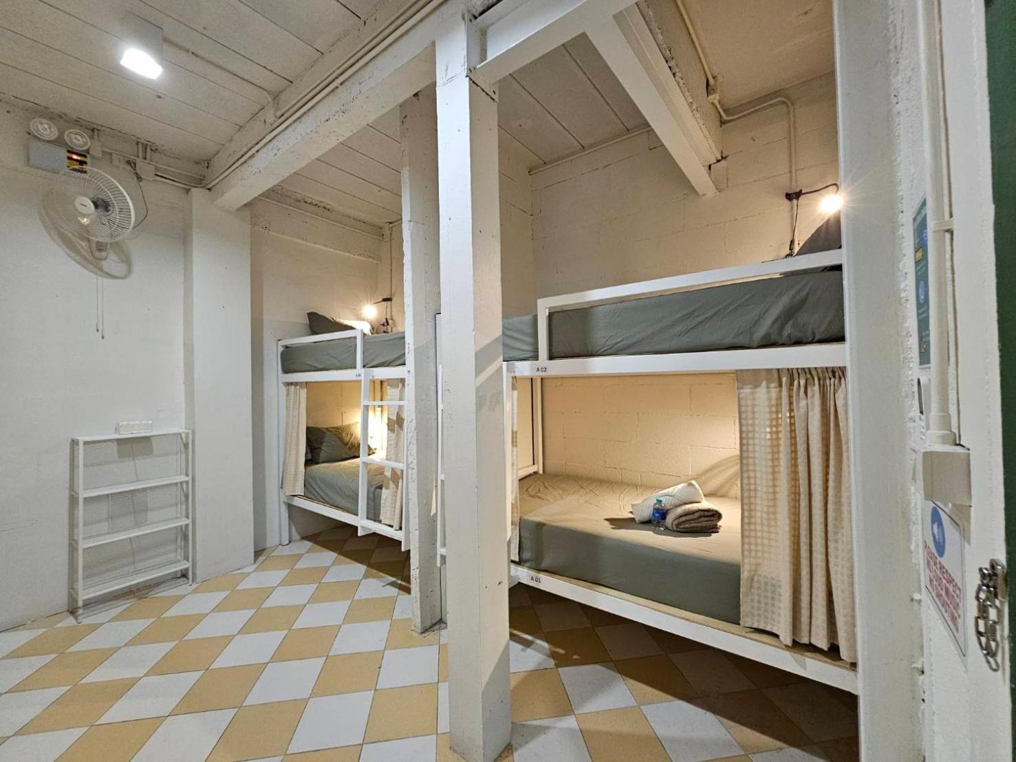 Hao Norn Hostel Thong Sala Bagian luar foto