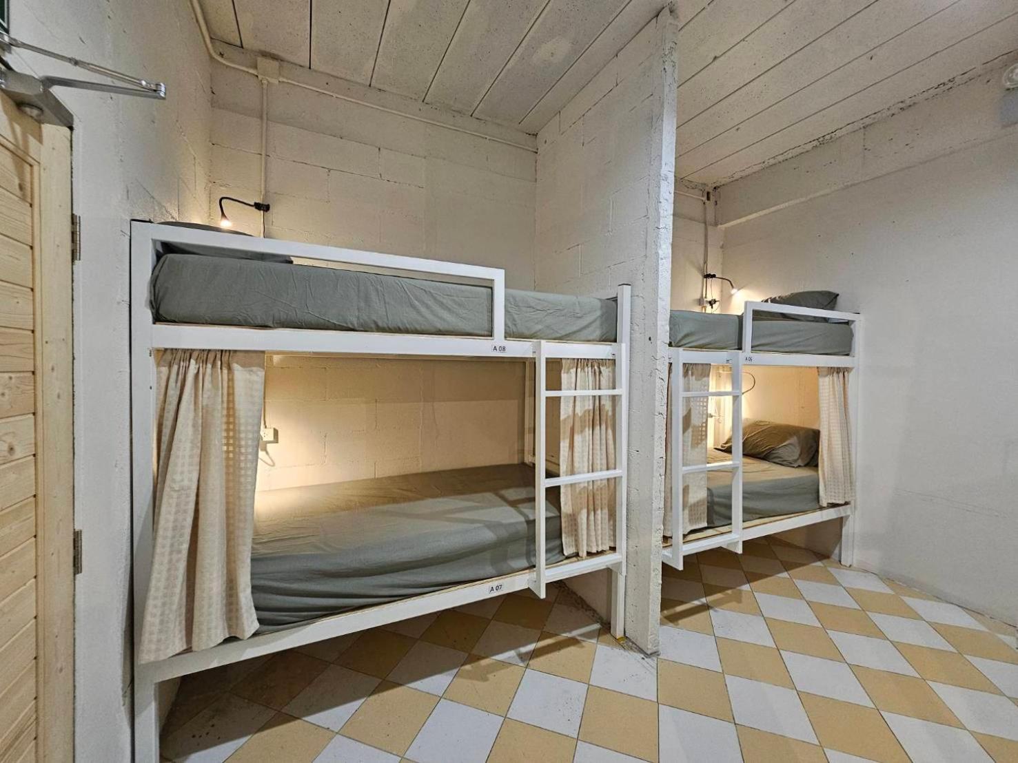 Hao Norn Hostel Thong Sala Bagian luar foto