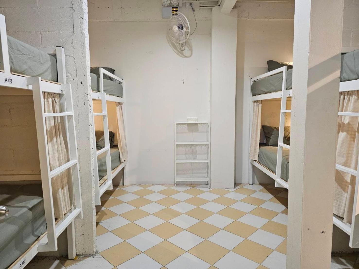 Hao Norn Hostel Thong Sala Bagian luar foto