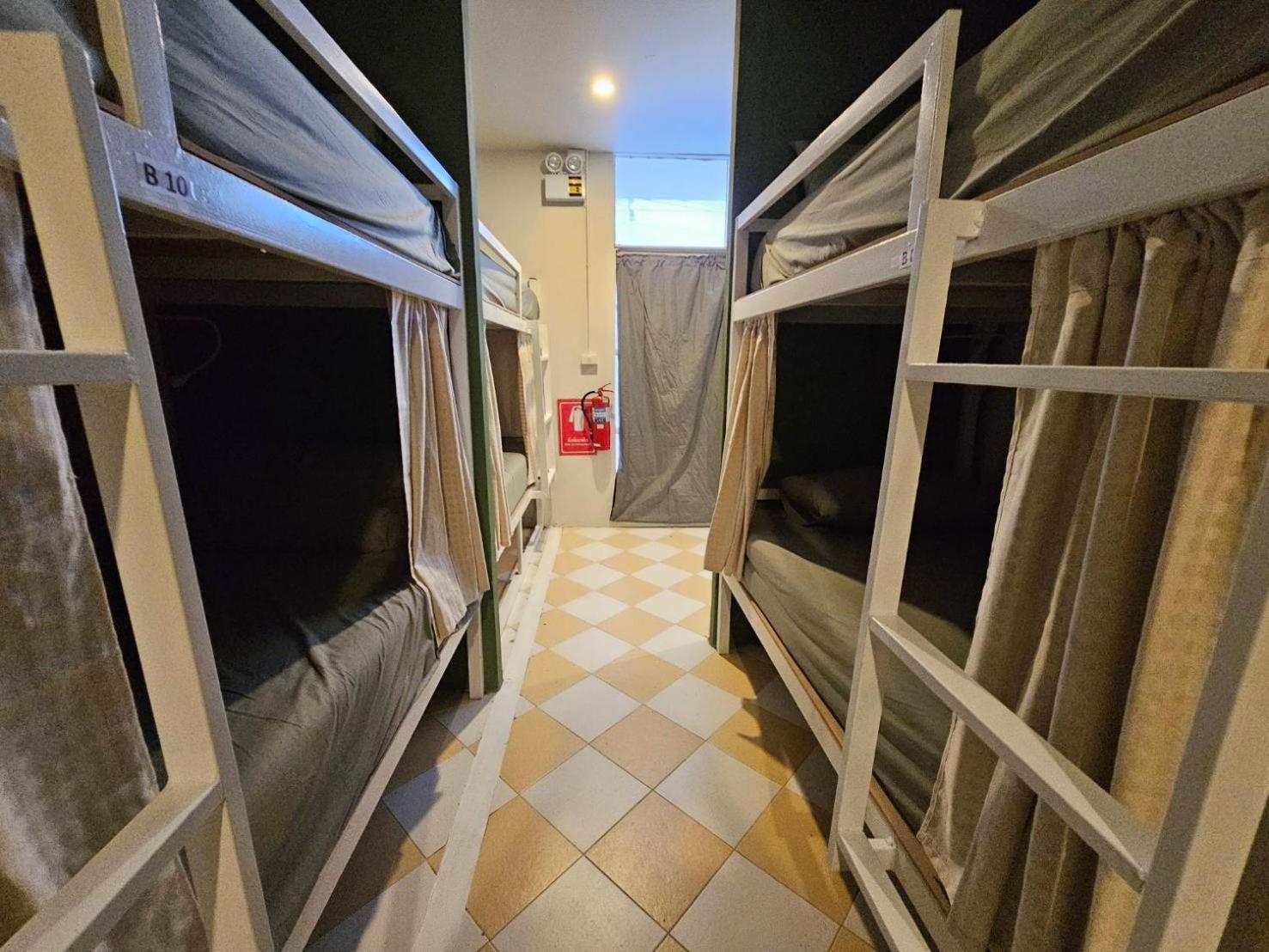 Hao Norn Hostel Thong Sala Bagian luar foto
