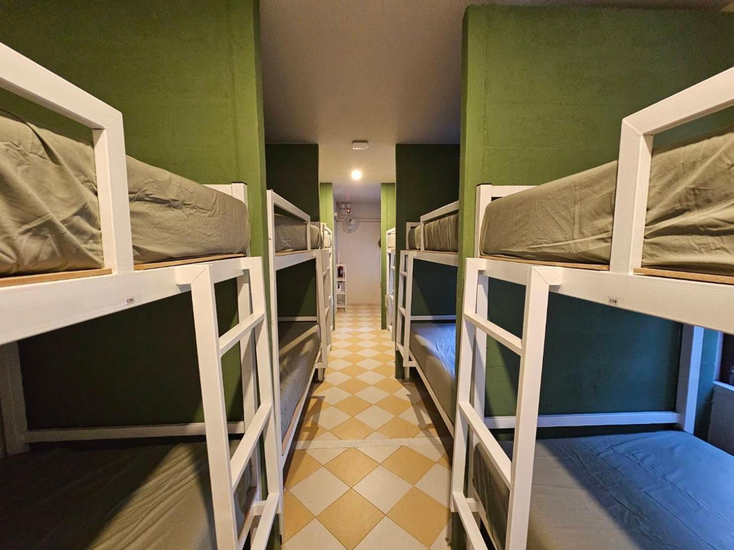 Hao Norn Hostel Thong Sala Bagian luar foto
