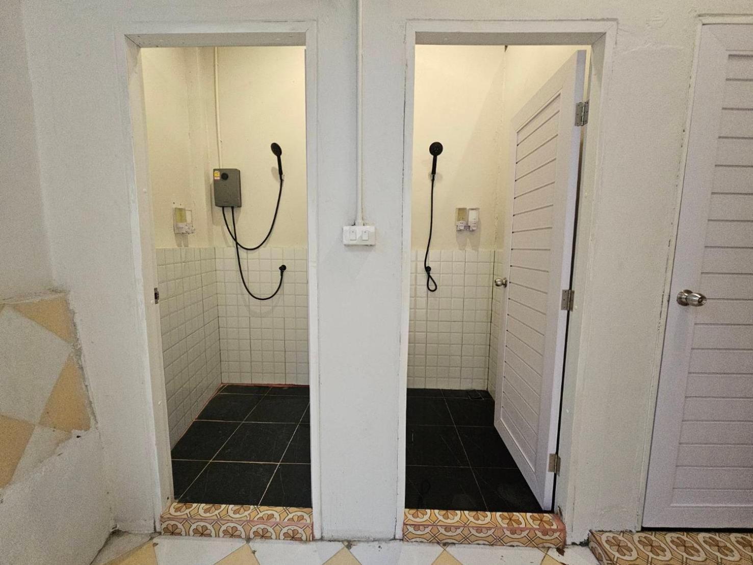 Hao Norn Hostel Thong Sala Bagian luar foto