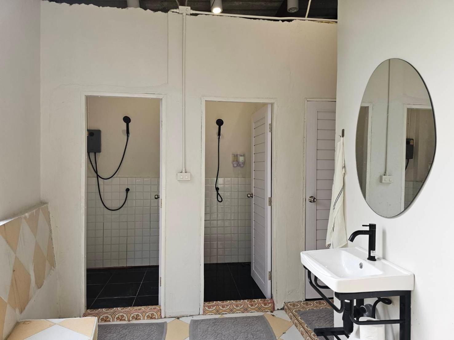 Hao Norn Hostel Thong Sala Bagian luar foto